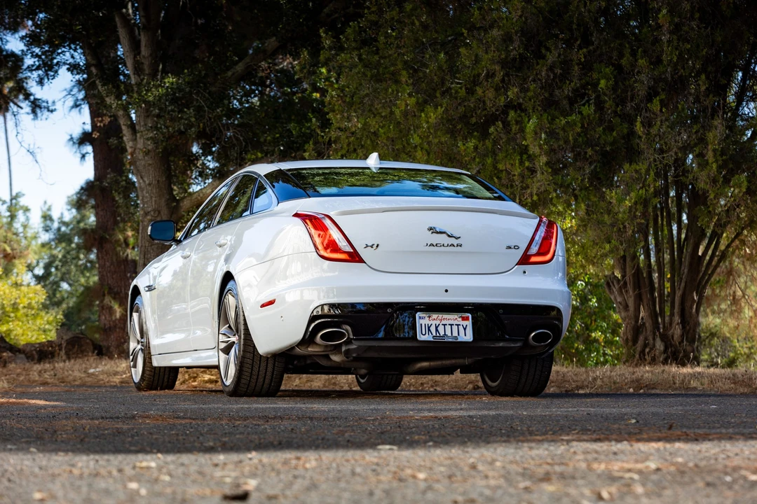 2017 Jaguar X351 XJ - Image 18 of 31