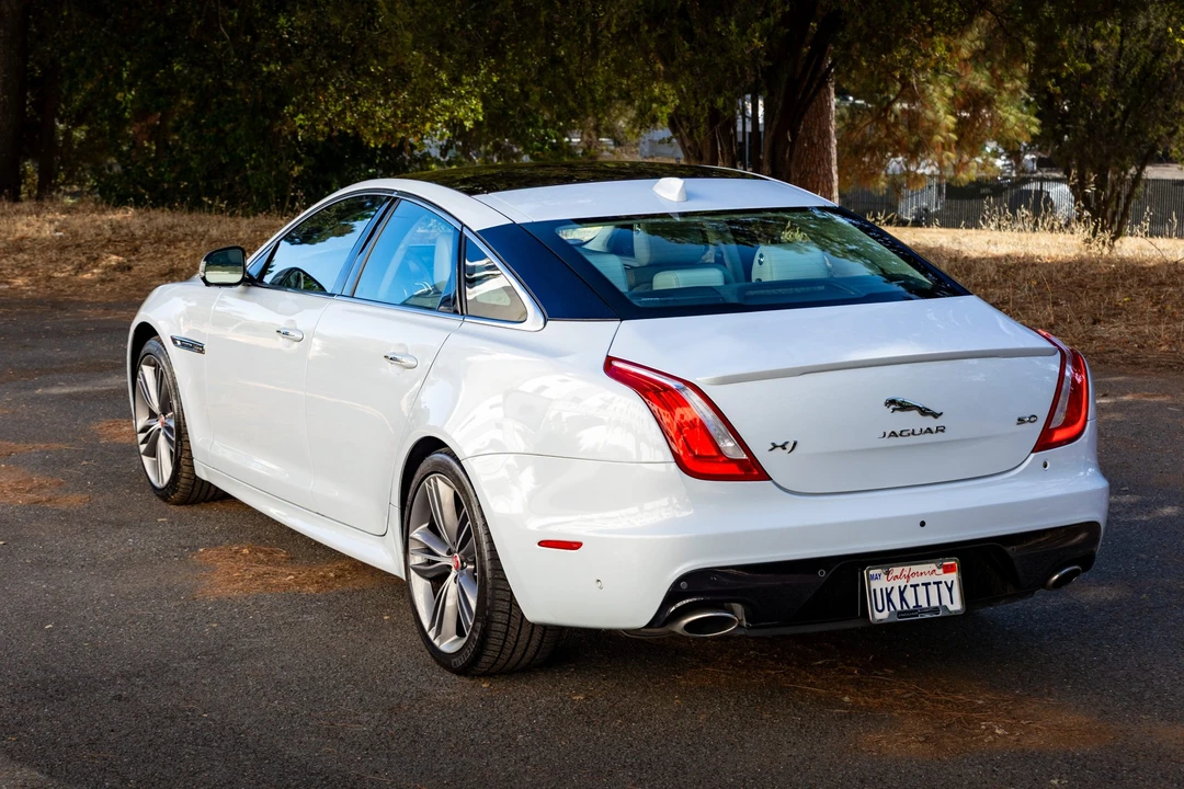 2017 Jaguar X351 XJ - Image 20 of 31