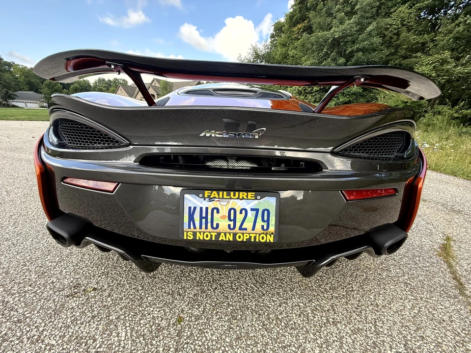 2017 McLaren 570GT - Image 25 of 31