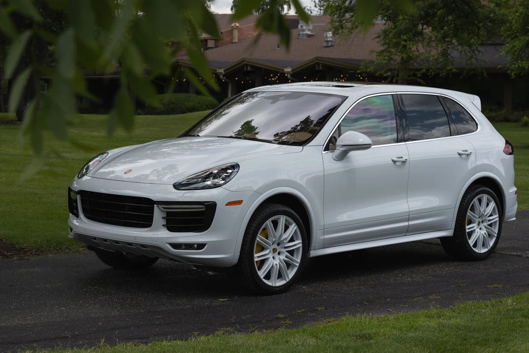 2017 Porsche 958 Cayenne Turbo S - Image 29 of 31