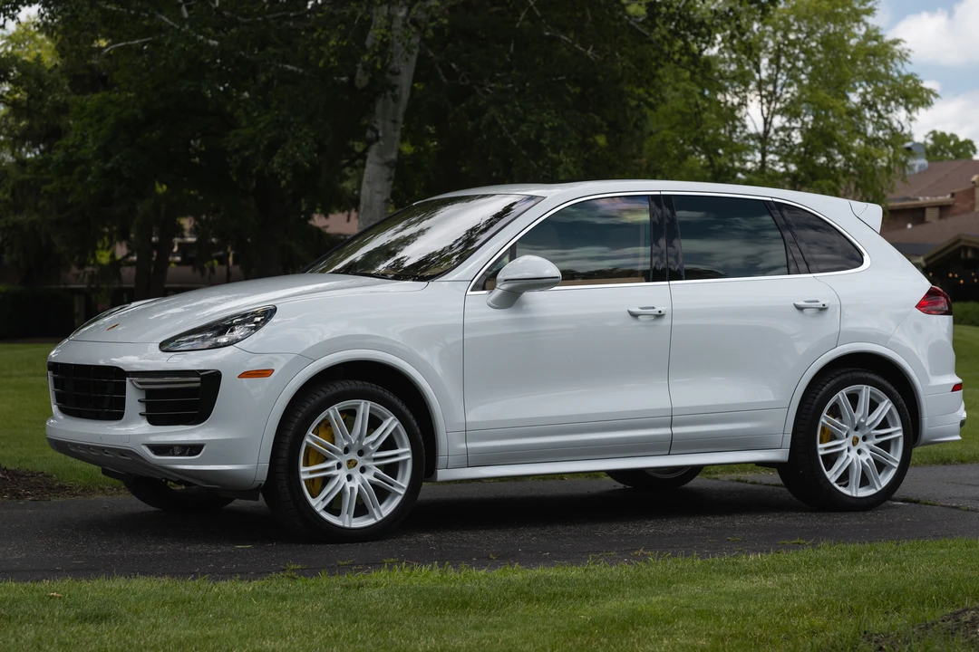 2017 Porsche 958 Cayenne Turbo S - Image 30 of 31