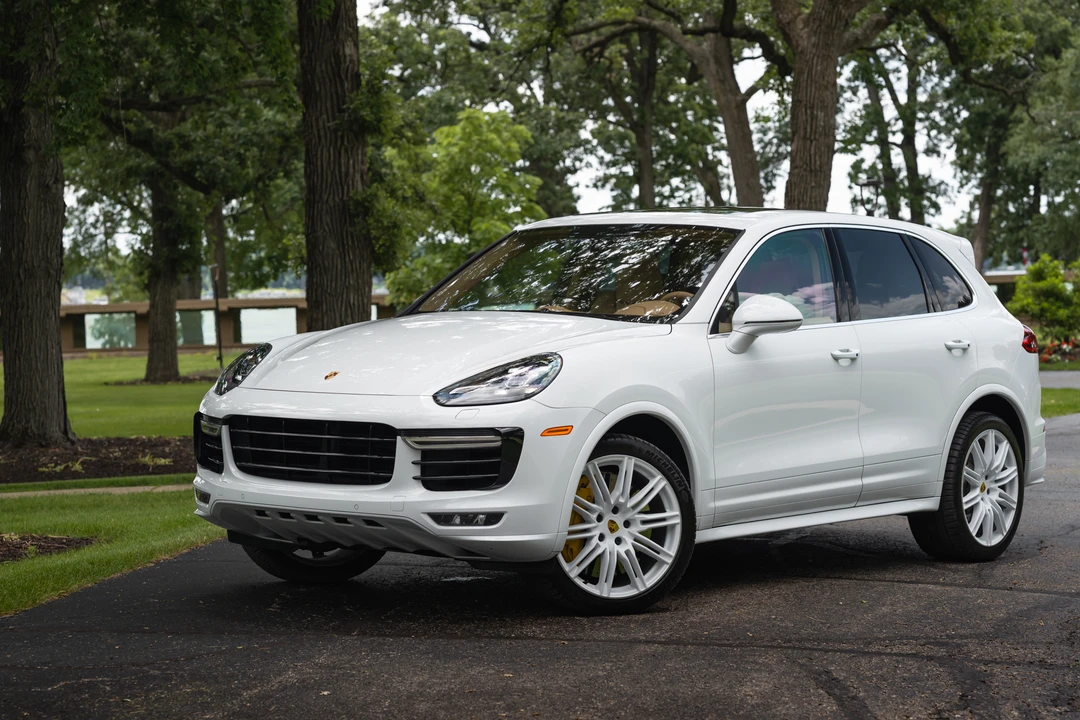 2017 Porsche 958 Cayenne Turbo S - Image 24 of 31