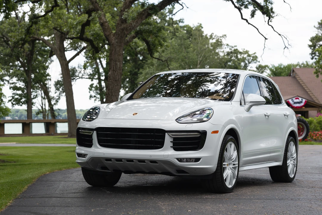 2017 Porsche 958 Cayenne Turbo S - Image 23 of 31