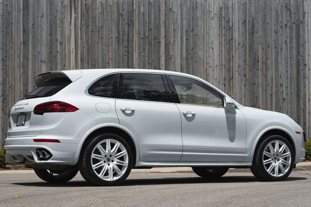 2017 Porsche 958 Cayenne Turbo S - Image 7 of 31