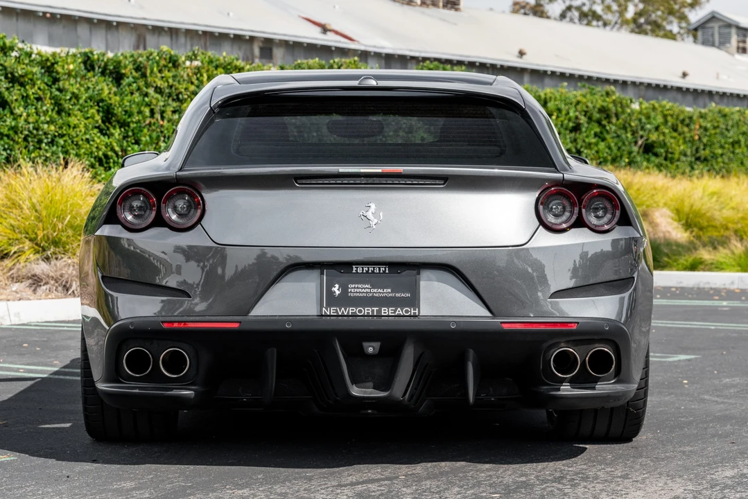 2018 Ferrari GTC4Lusso - Image 4 of 31