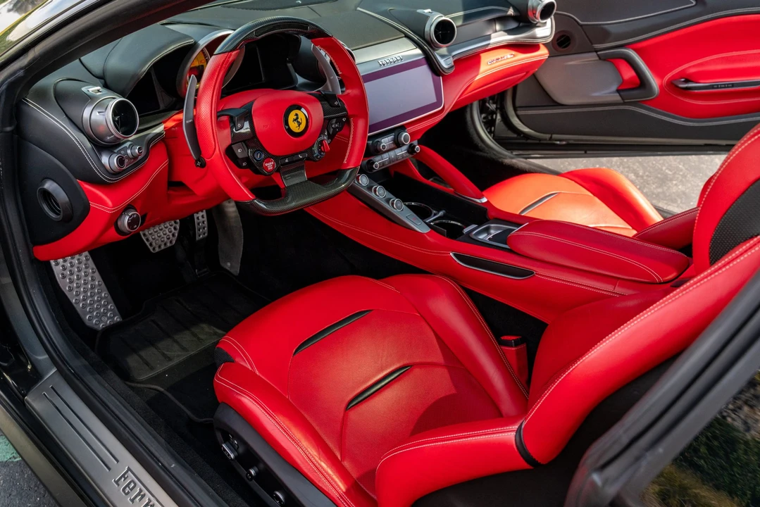 2018 Ferrari GTC4Lusso - Image 21 of 31