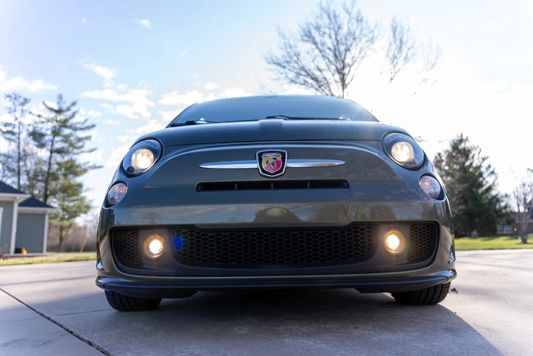 2018 Fiat Abarth 500 - Image 12 of 31