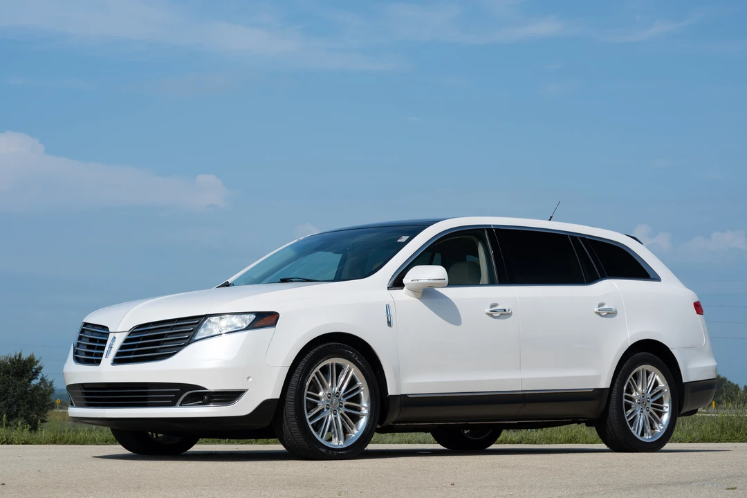 2018 Lincoln MKT - Image 4 of 31