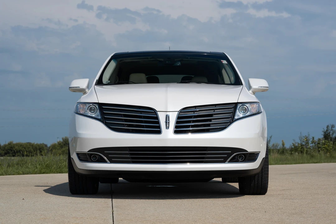 2018 Lincoln MKT - Image 11 of 31