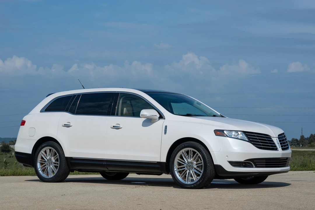 2018 Lincoln MKT - Image 17 of 31