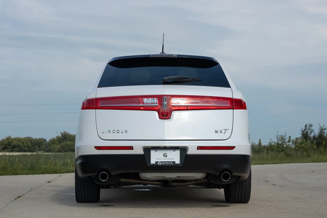 2018 Lincoln MKT - Image 12 of 31