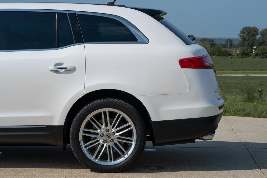 2018 Lincoln MKT - Image 22 of 31