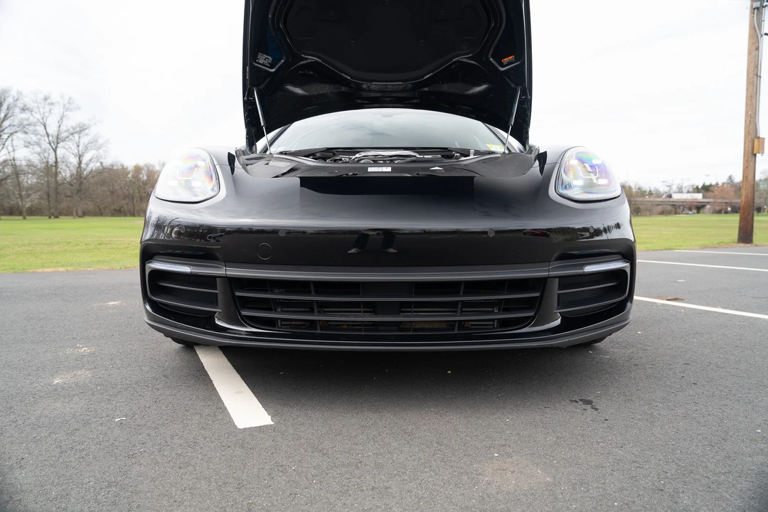 2018 Porsche 971 Panamera - Image 8 of 31