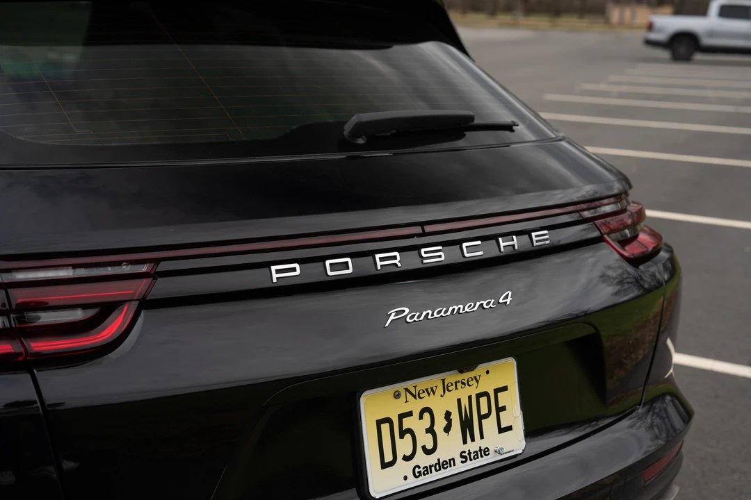 2018 Porsche 971 Panamera - Image 14 of 31