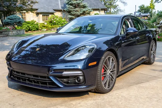 2018 Porsche Panamera Turbo