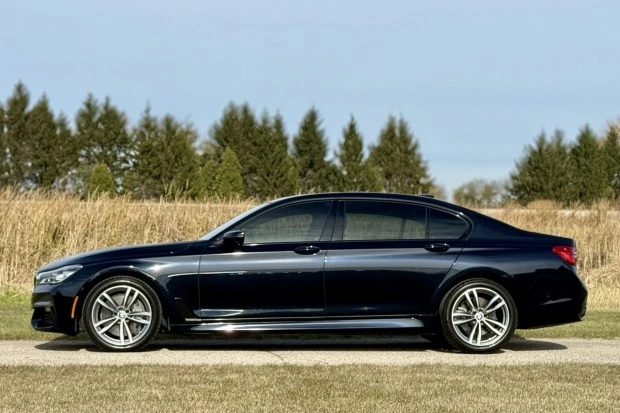 2019 BMW G11/G12 750i & M760i Sedan - Image 3 of 7