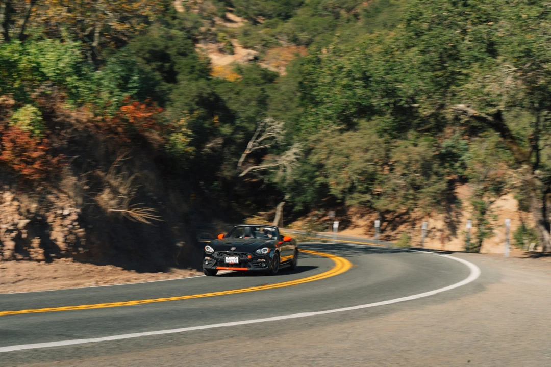 2019 Fiat 124 Spider - Image 23 of 31