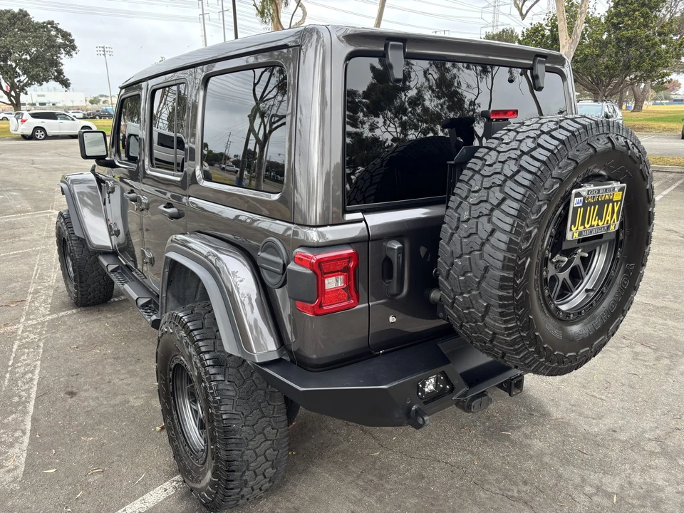 2019 Jeep JL Wrangler - Image 4 of 31