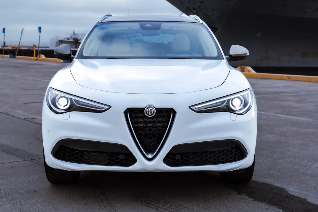 2021 Alfa Romeo Stelvio - Image 28 of 31