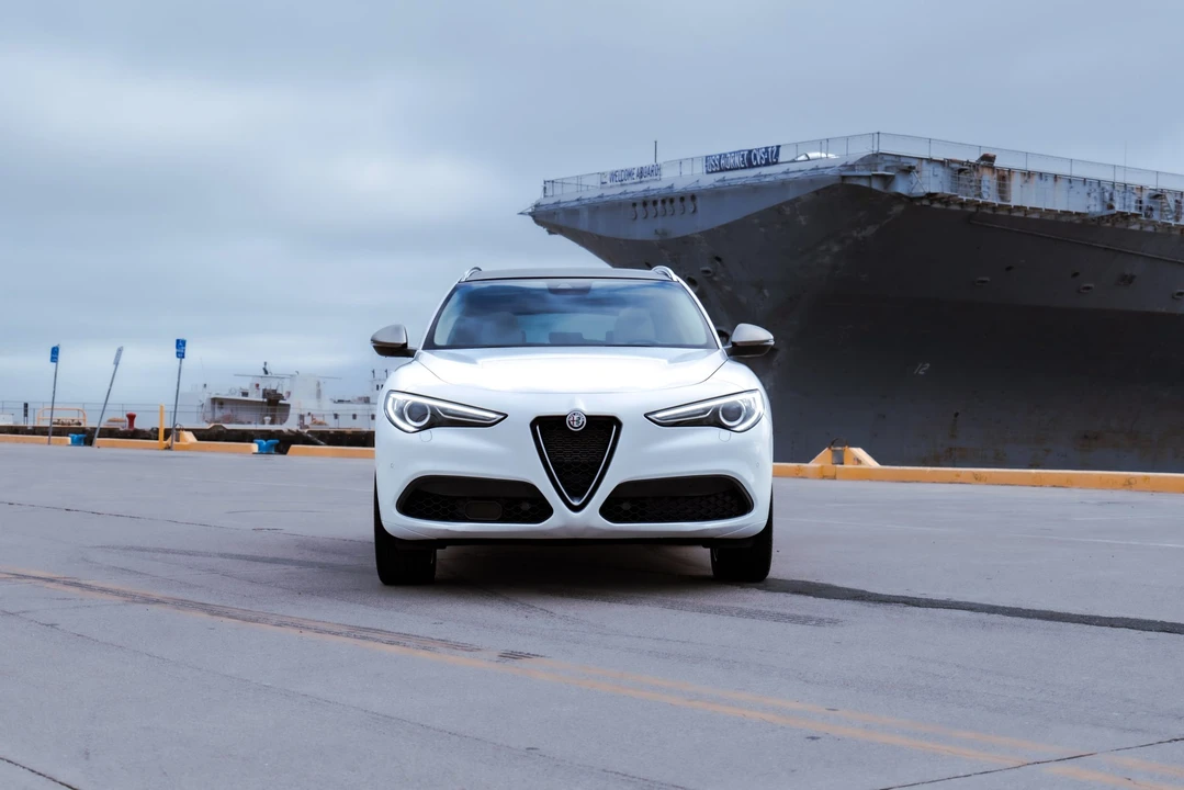 2021 Alfa Romeo Stelvio - Image 26 of 31