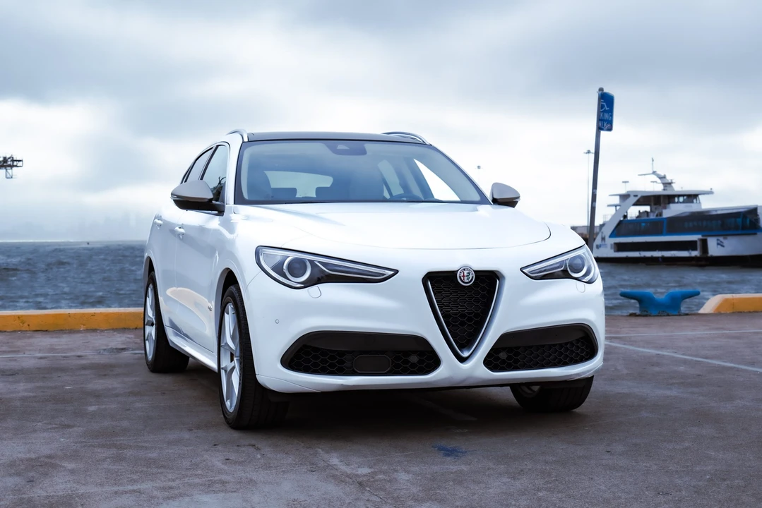 2021 Alfa Romeo Stelvio - Image 24 of 31