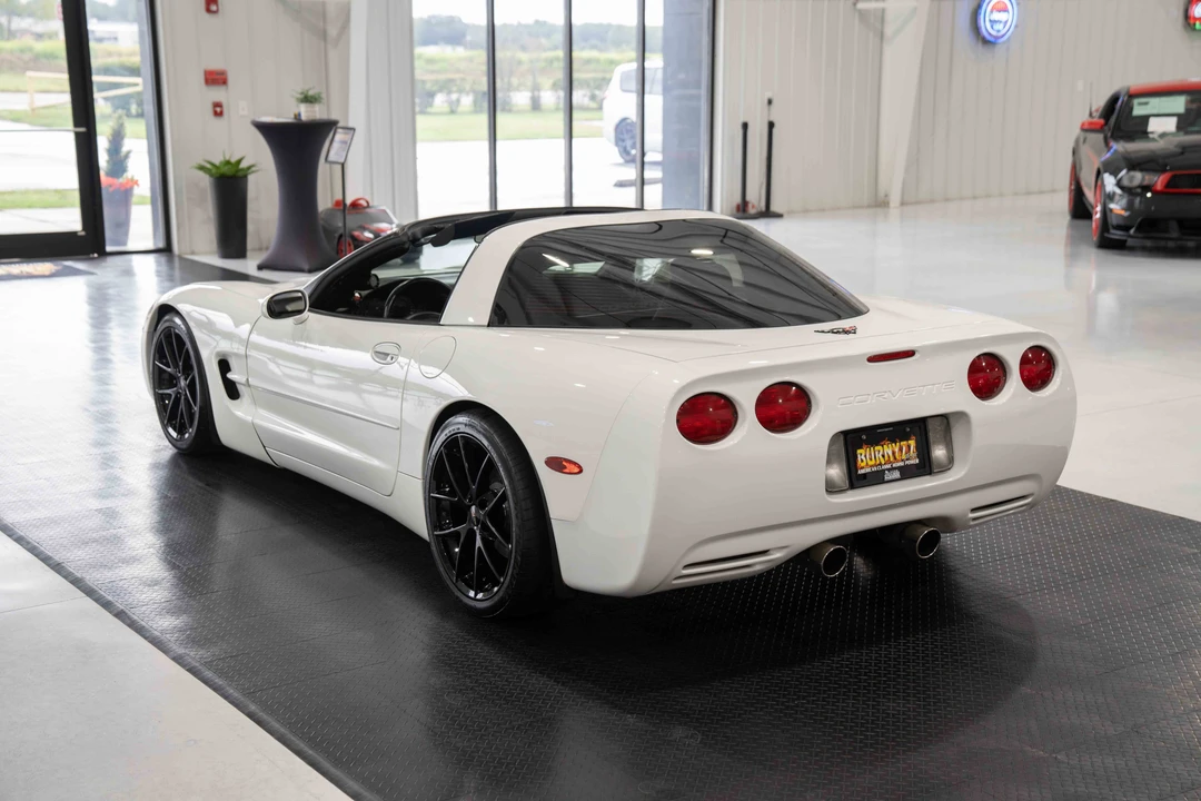 2000 Chevrolet Corvette C5 - Image 9 of 31