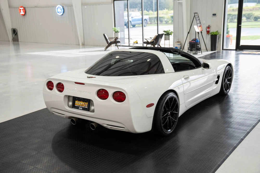 2000 Chevrolet Corvette C5 - Image 13 of 31
