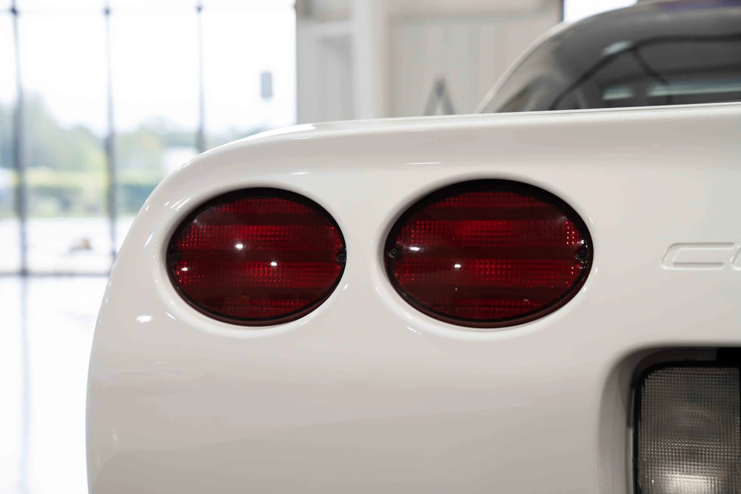 2000 Chevrolet Corvette C5 - Image 25 of 31