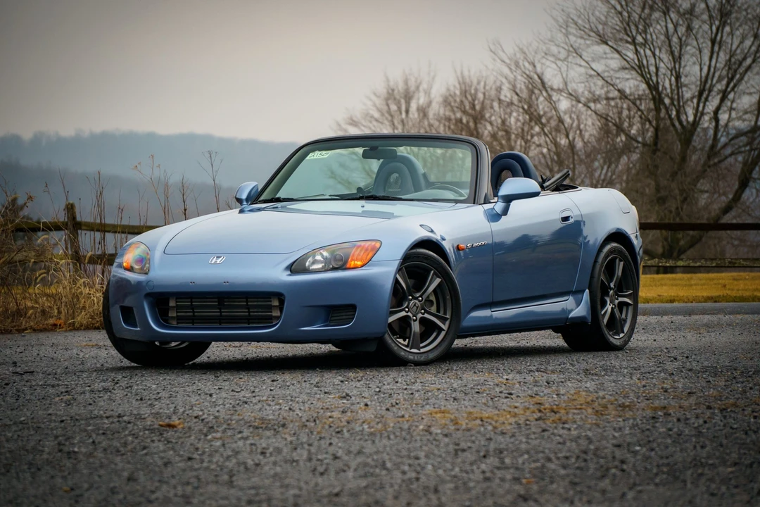 2002 Honda AP1 S2000 - Image 2 of 31