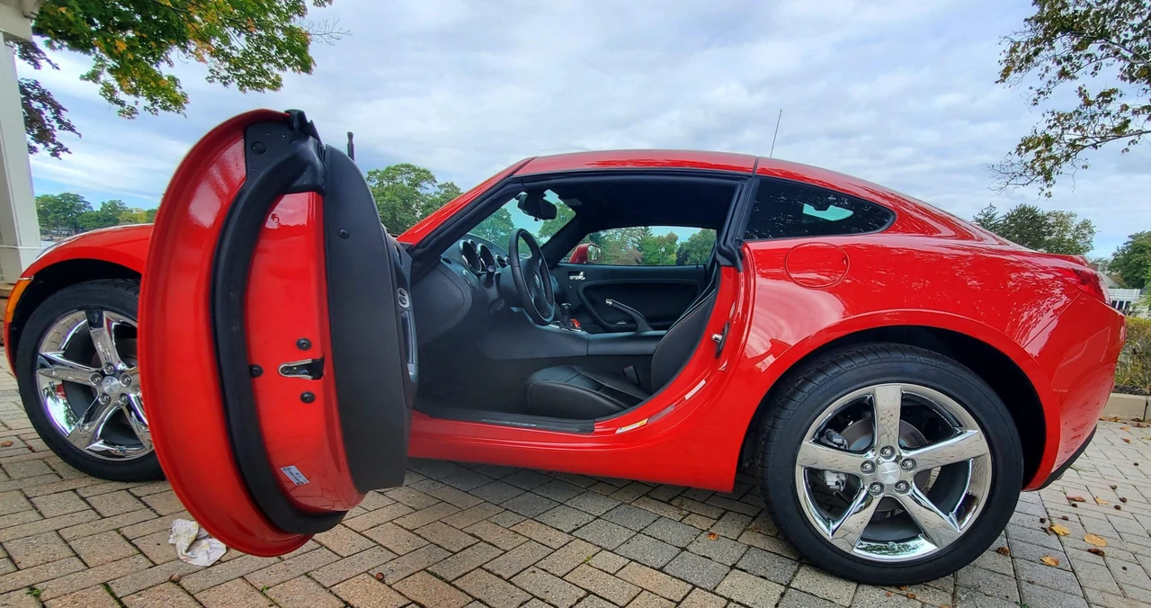 2009 Pontiac Solstice GXP - Image 11 of 31