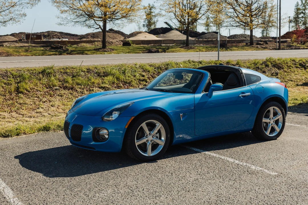 2009 Pontiac Solstice GXP - Image 5 of 31