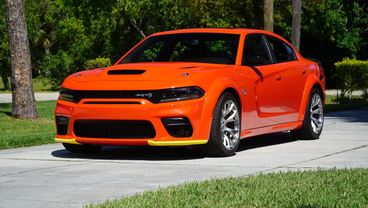 2023 Dodge Charger SRT Hellcat 7th Gen - Image 7 of 31