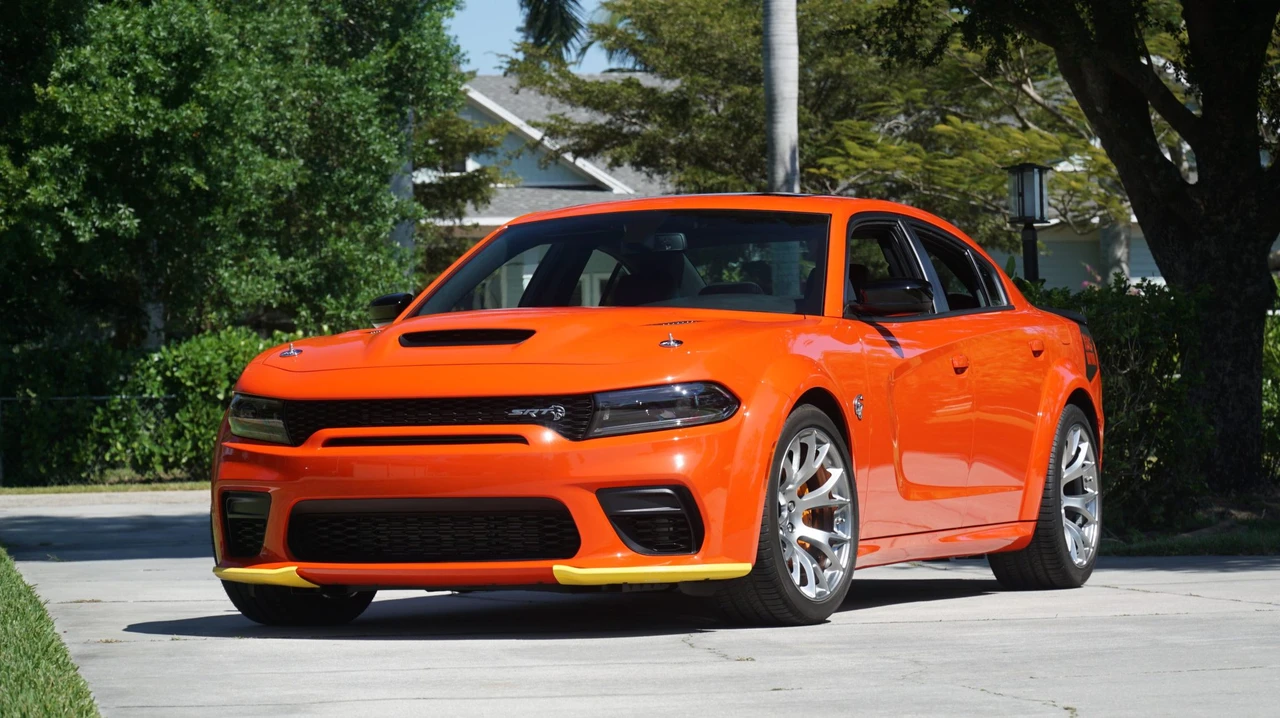 2023 Dodge Charger SRT Hellcat 7th Gen - Image 8 of 31