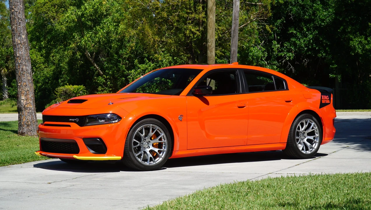 2023 Dodge Charger SRT Hellcat 7th Gen - Image 3 of 31