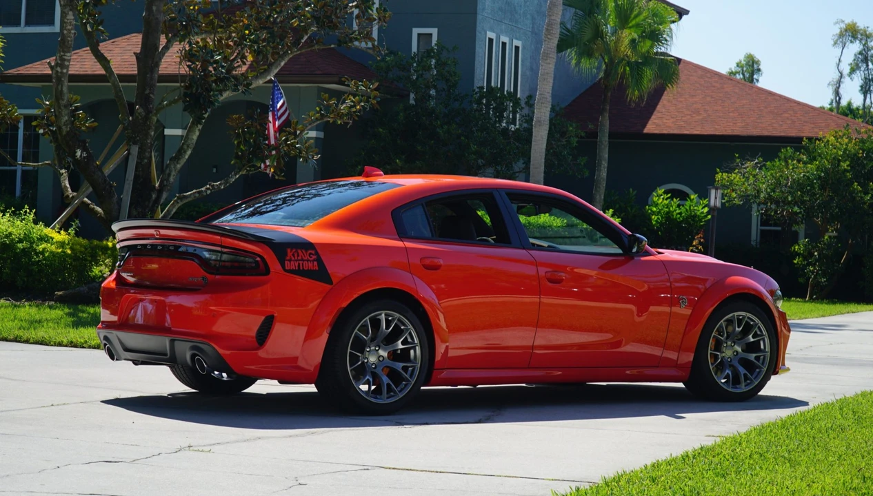 2023 Dodge Charger SRT Hellcat 7th Gen - Image 22 of 31