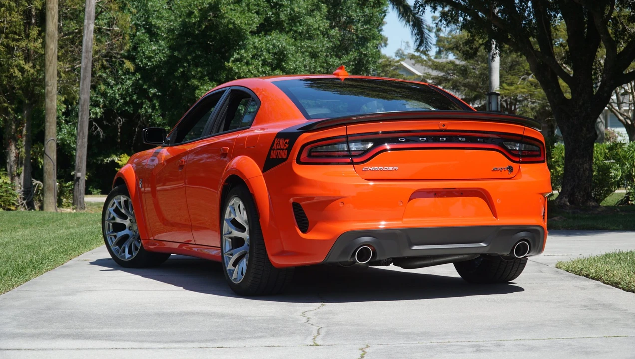 2023 Dodge Charger SRT Hellcat 7th Gen - Image 28 of 31