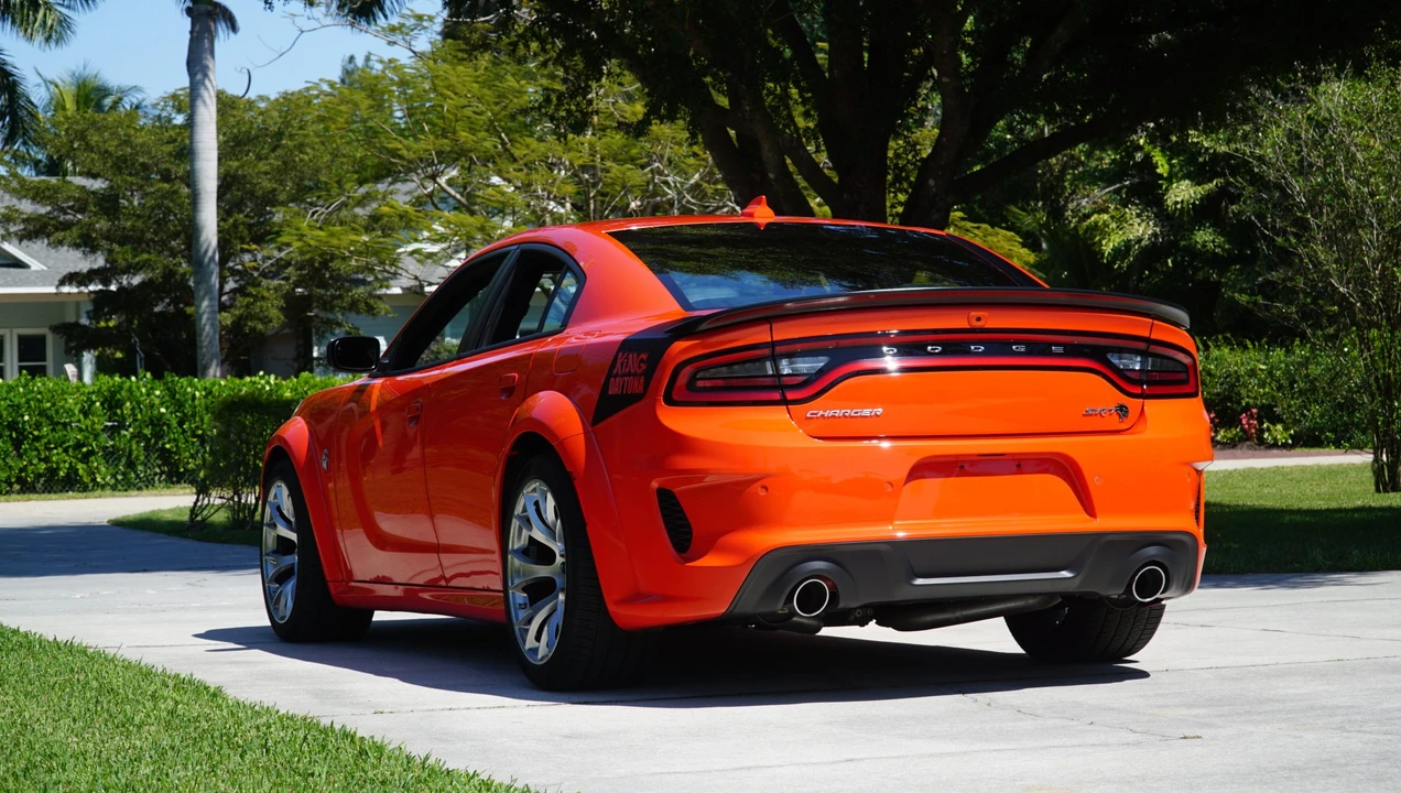 2023 Dodge Charger SRT Hellcat 7th Gen - Image 29 of 31