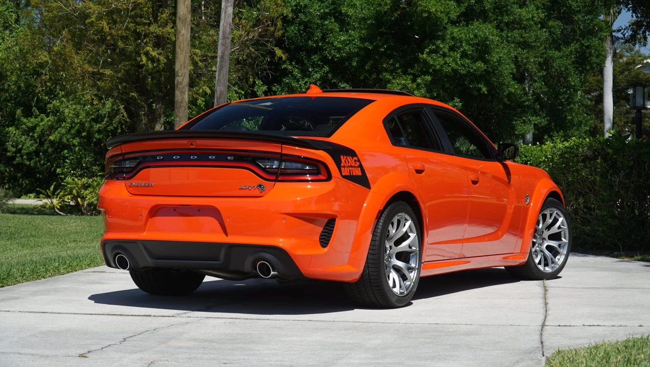 2023 Dodge Charger SRT Hellcat 7th Gen - Image 23 of 31