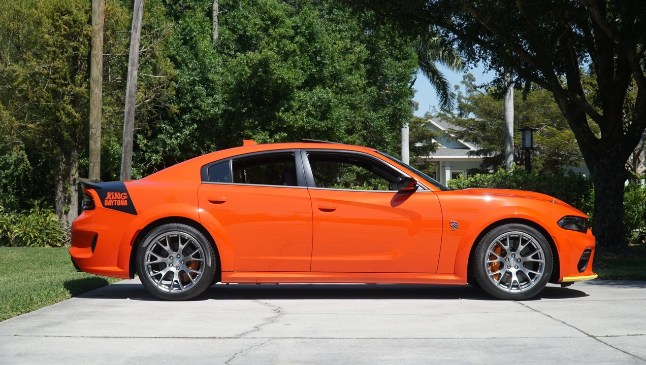 2023 Dodge Charger SRT Hellcat 7th Gen - Image 20 of 31