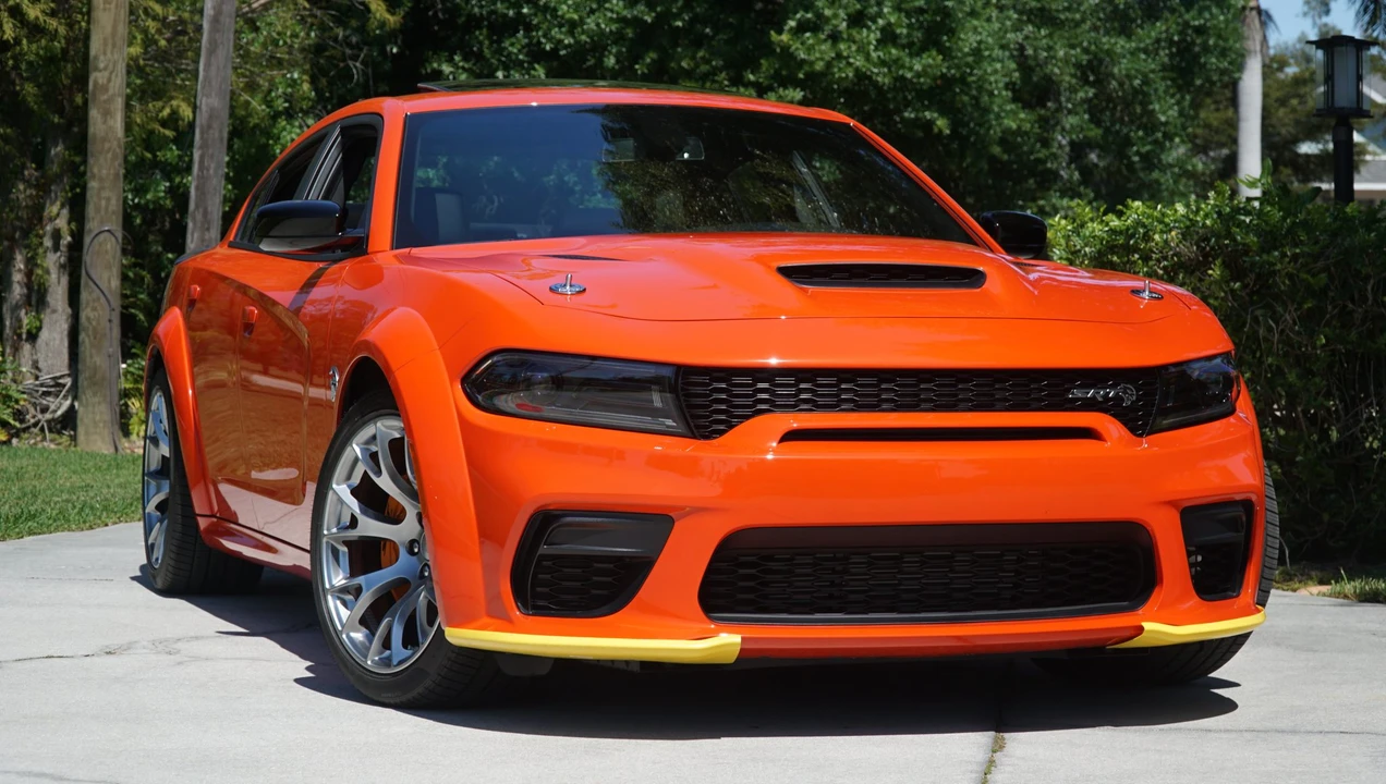 2023 Dodge Charger SRT Hellcat 7th Gen - Image 12 of 31