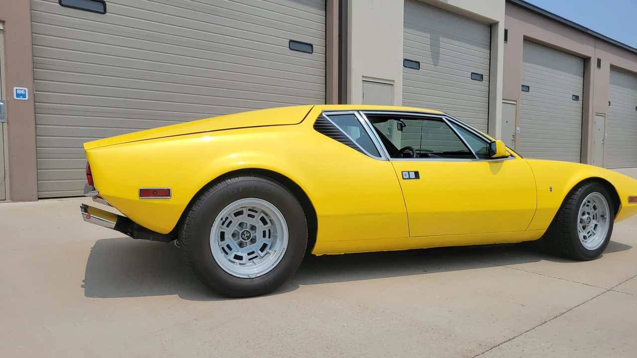 1972 DeTomaso Pantera - Image 24 of 31