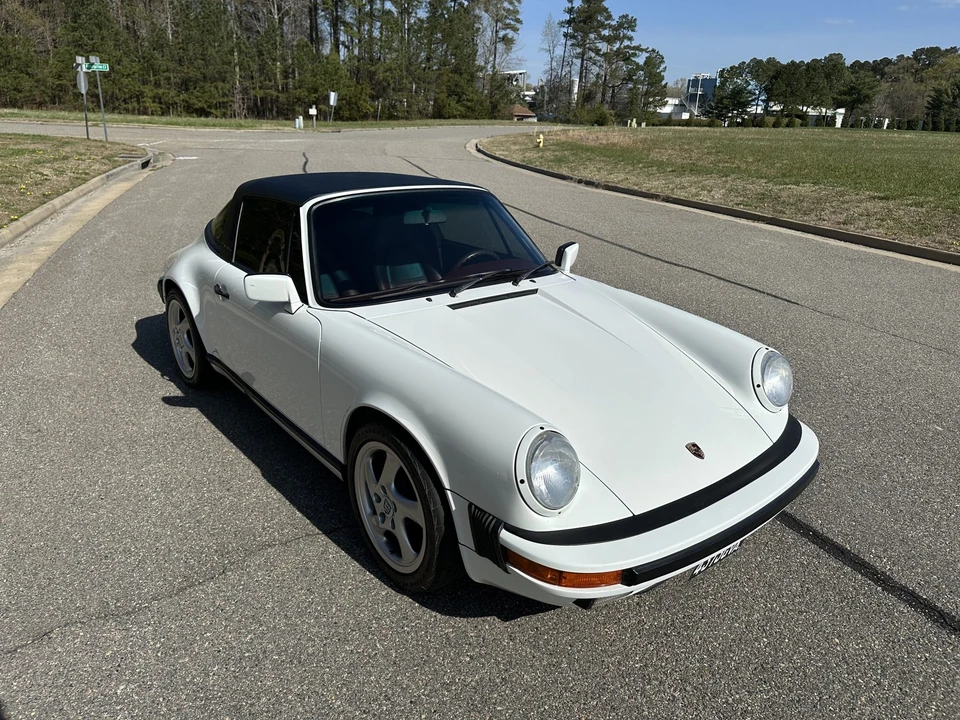 1989 Porsche 911 Carrera 3.2 - Image 13 of 31