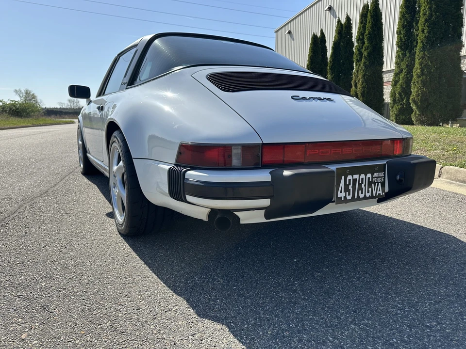 1989 Porsche 911 Carrera 3.2 - Image 5 of 31