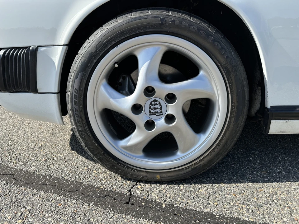 1989 Porsche 911 Carrera 3.2 - Image 26 of 31