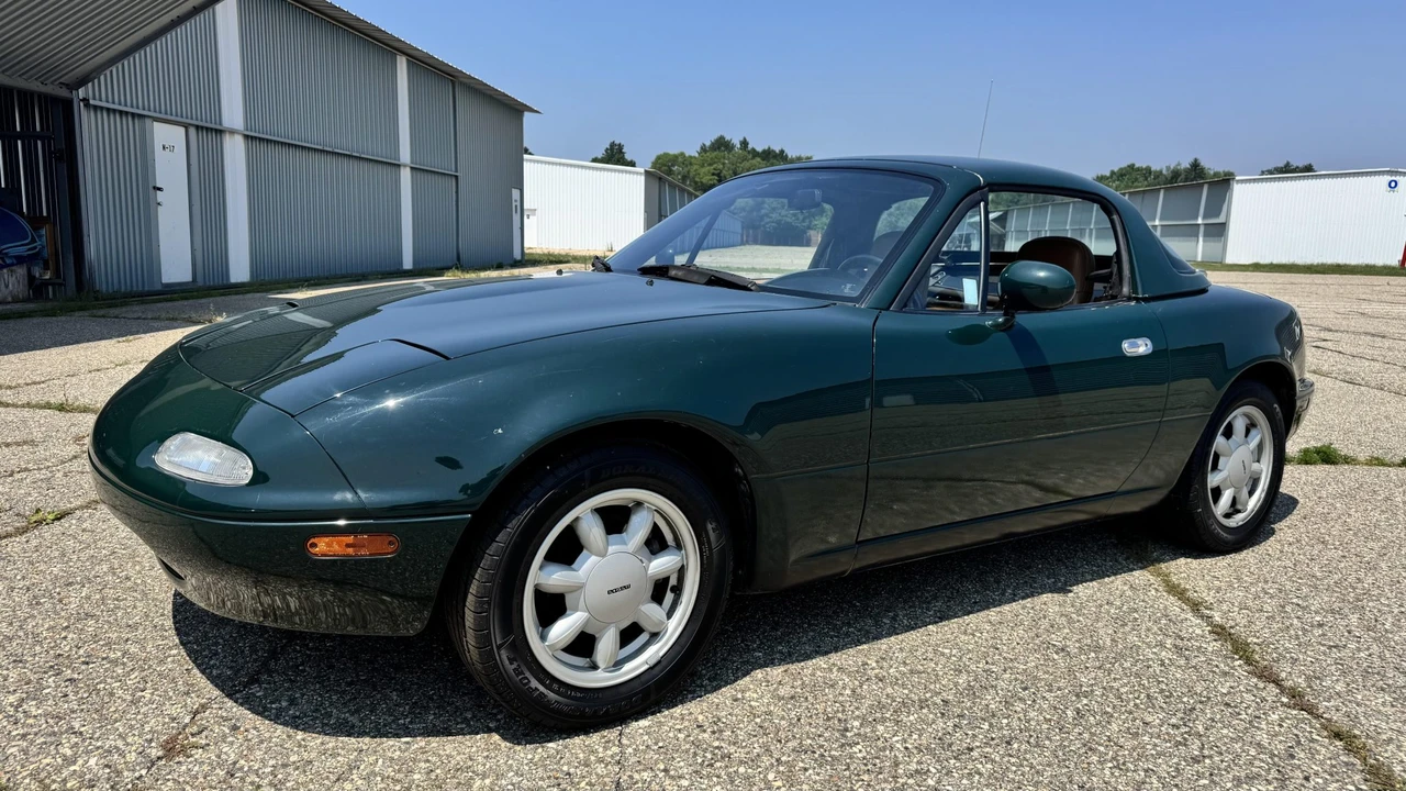 1991 Mazda NA MX-5 Miata - Image 3 of 31