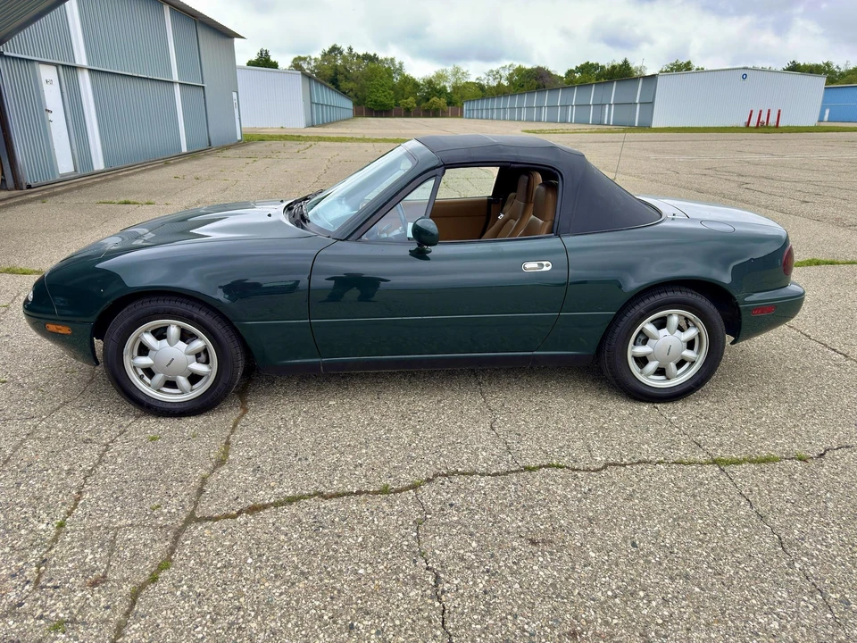 1991 Mazda NA MX-5 Miata - Image 17 of 31