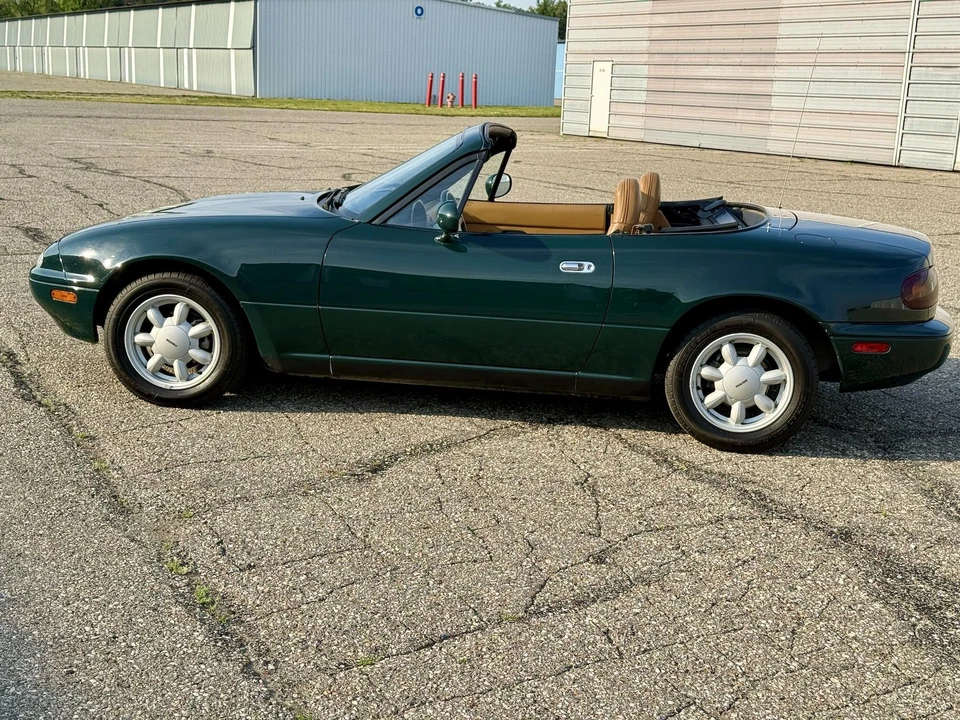 1991 Mazda NA MX-5 Miata - Image 16 of 31