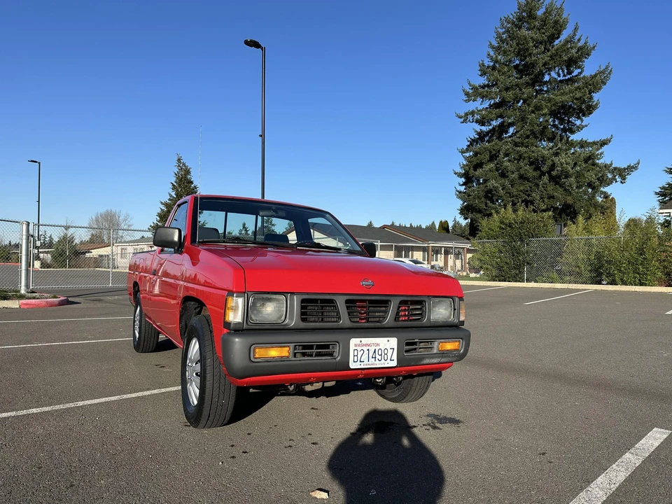 1996 Nissan - Image 2 of 31