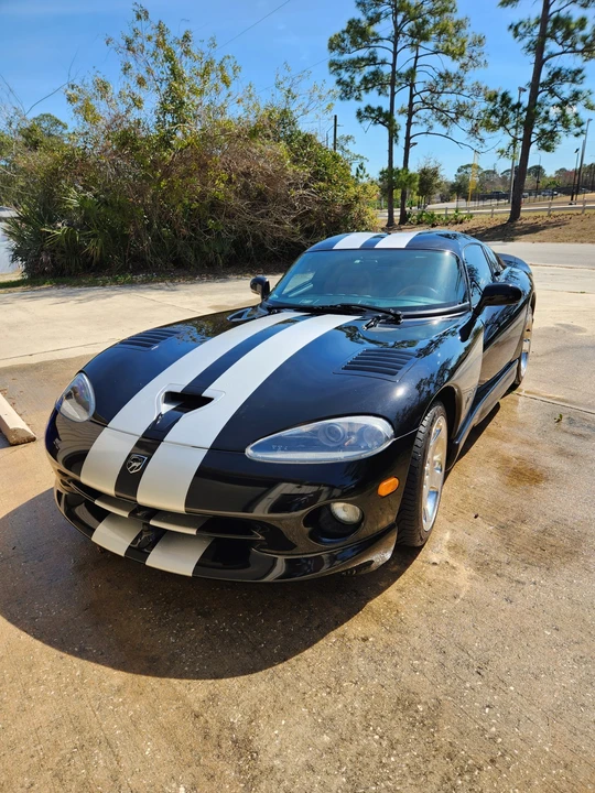 1999 Dodge Viper GTS 2nd Gen - Image 14 of 31