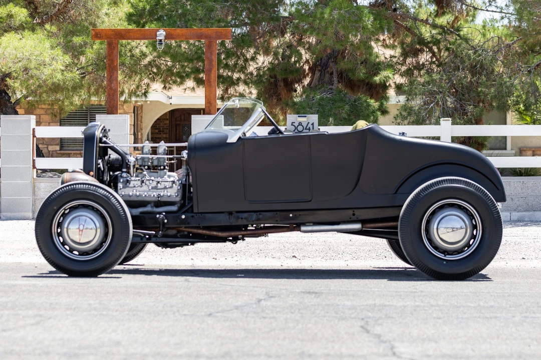 Ford Model T - Image 3 of 31